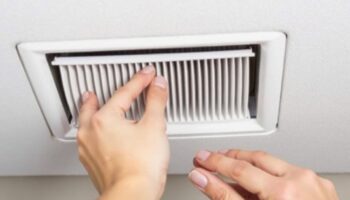 Замена воздушного фильтра: зачем и как часто это делать — практическое руководство для дома и авто